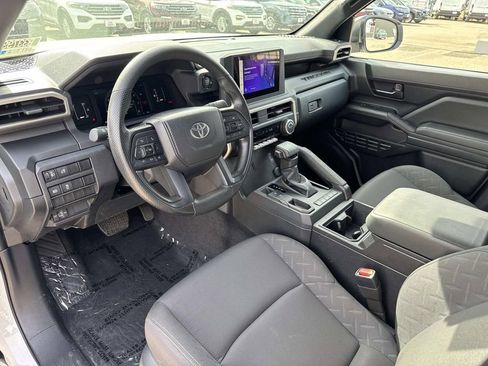 Used 2024 Toyota Tacoma SR image 14