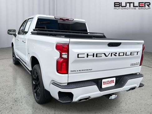 Used 2024 Chevrolet Silverado 1500 High Country AWD/4WD image 4