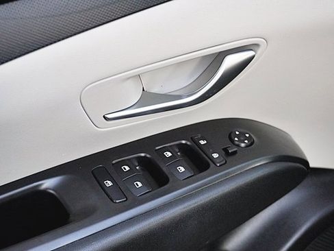 Certified 2024 Hyundai Tucson SEL image 24