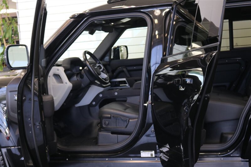 Used 2023 Land Rover Defender 110 S AWD/4WD image 26