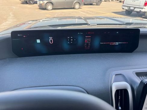 New 2026 Ford Expedition Active image 30