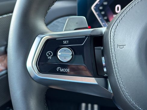 Certified 2023 BMW 760i xDrive AWD/4WD image 27