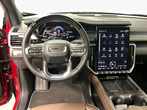 New 2026 GMC Acadia Denali Ultimate w/ LPO, Floor Liner Package image 18