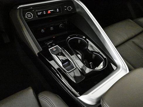 New 2025 Audi Q5 Premium Plus image 11
