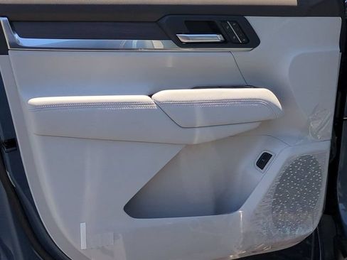 New 2026 GMC Terrain Denali AWD/4WD image 23