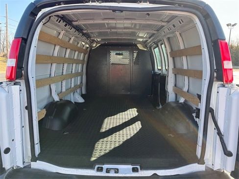 Used 2023 Chevrolet Express 2500 Work Van w/ Driver Convenience Package image 17