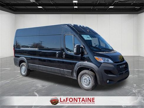 New 2026 RAM ProMaster 2500 w/ Convenience Group image 13