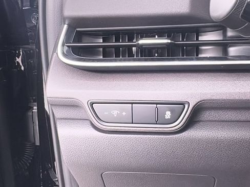 New 2026 Kia Carnival EX FWD image 33