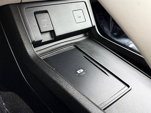 Used 2023 Acura RDX w/ Technology Package FWD image 50