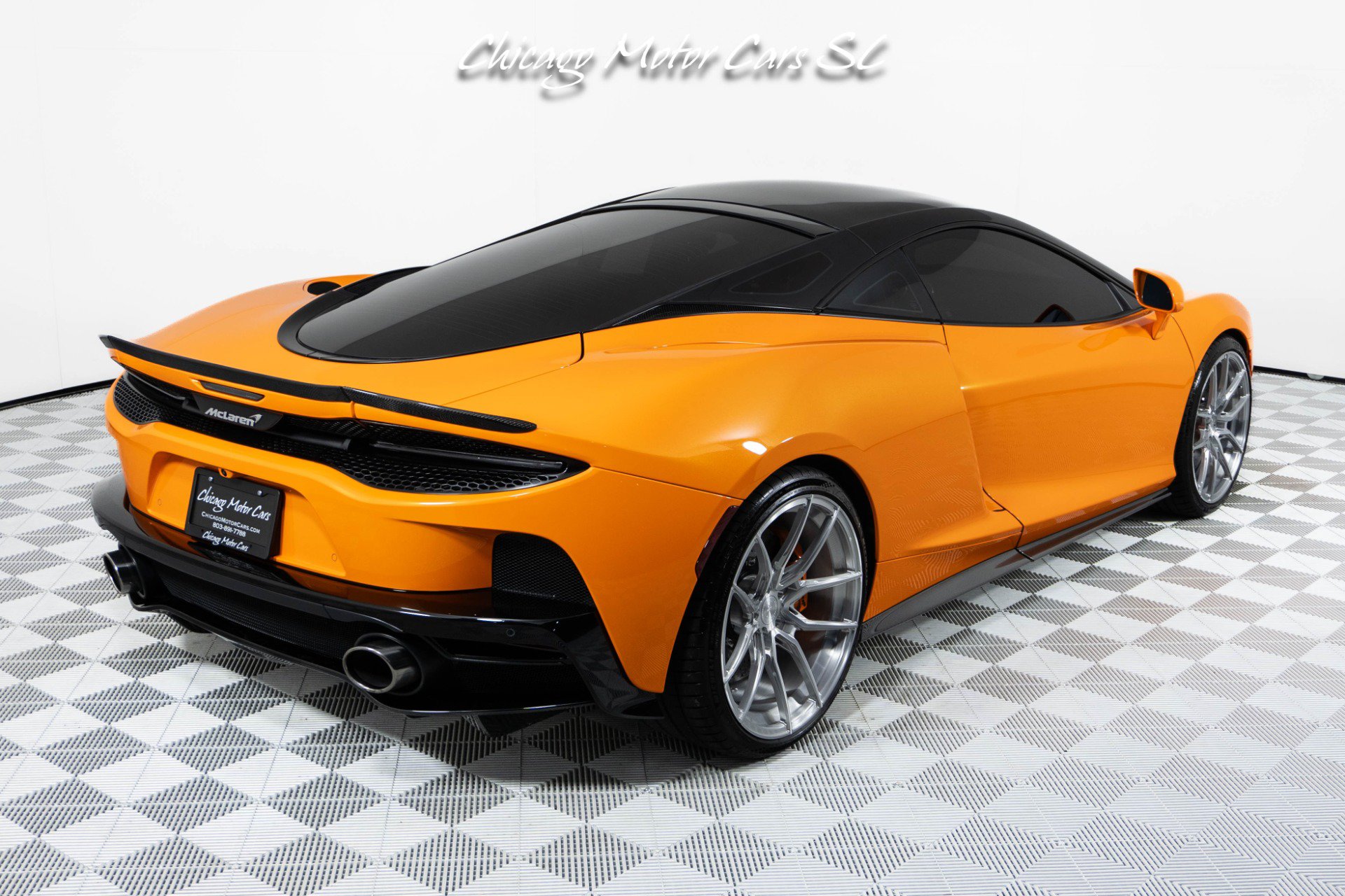 Used 2023 McLaren GT RWD image 12