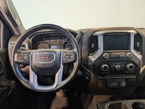 Used 2022 GMC Sierra 1500 Elevation image 18