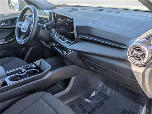 Used 2026 Chevrolet Equinox LT w/ Safety and Technology Package image 22