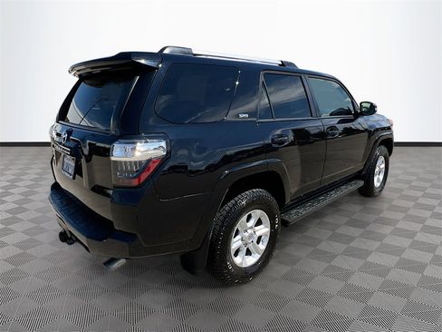 Used 2019 Toyota 4Runner SR5 image 7