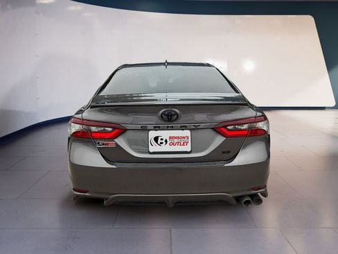 Used 2024 Toyota Camry SE FWD image 4