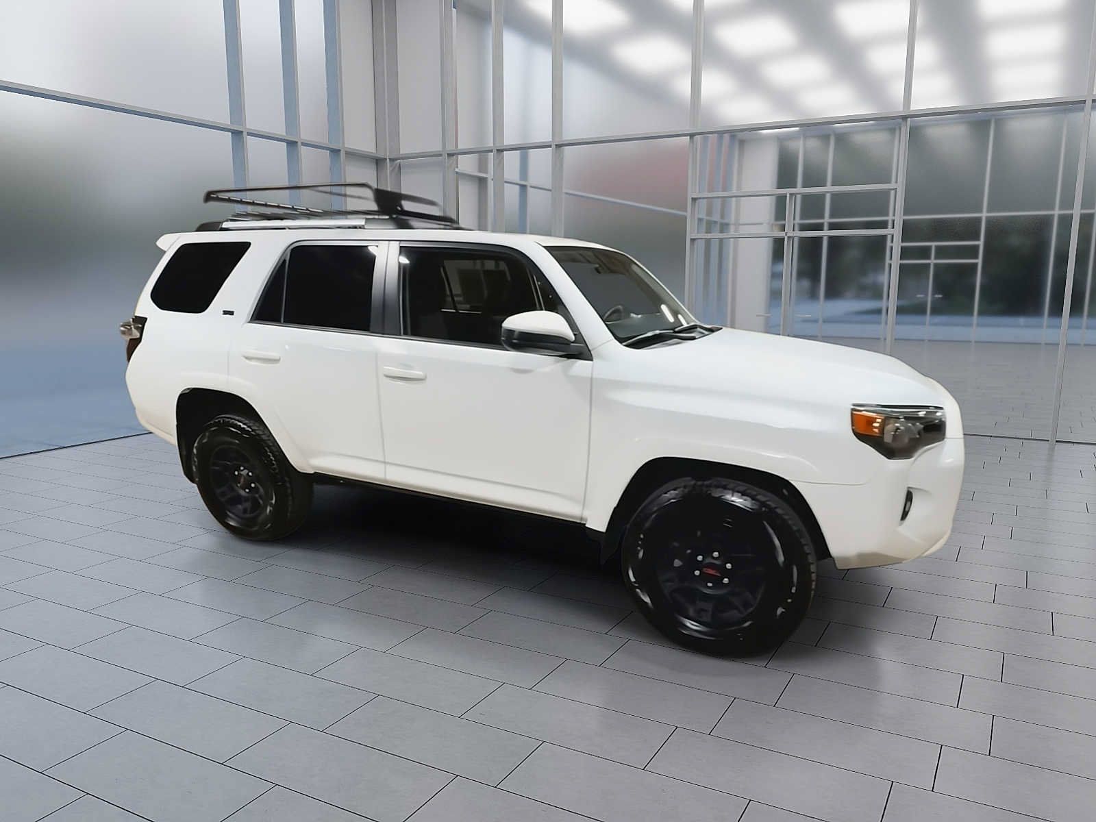 Certified 2024 Toyota 4Runner SR5 AWD/4WD image 2