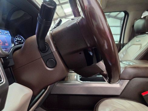 Used 2019 Ford F350 Limited AWD/4WD image 43