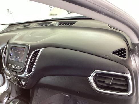 Used 2023 Chevrolet Equinox LT image 17