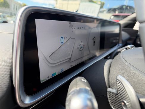 Used 2024 Hyundai Ioniq 6 SEL image 12