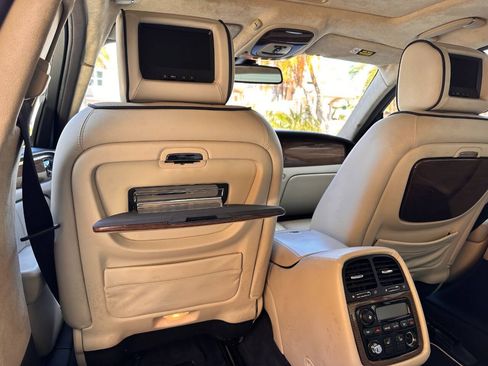 Used 2009 Jaguar XJ Vanden Plas Super V8 Portfolio RWD image 68