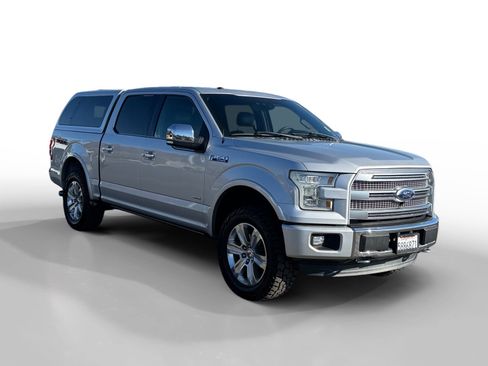 Used 2016 Ford F150 Platinum w/ Equipment Group 701A Luxury image 7