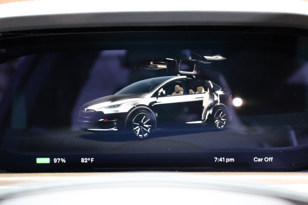 Used 2023 Tesla Model X AWD/4WD image 27