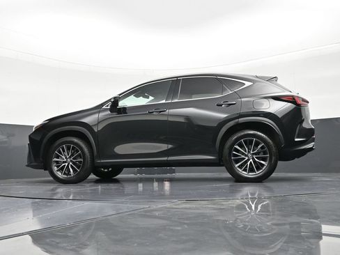 Used 2024 Lexus NX 250 FWD w/ Towing Package (2000 Lbs) image 21