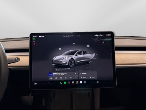 Used 2023 Tesla Model 3 Standard Range RWD image 27