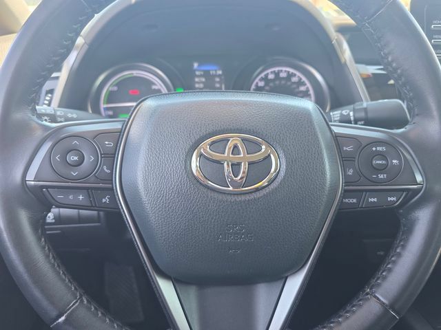 Used 2022 Toyota Camry SE FWD image 26