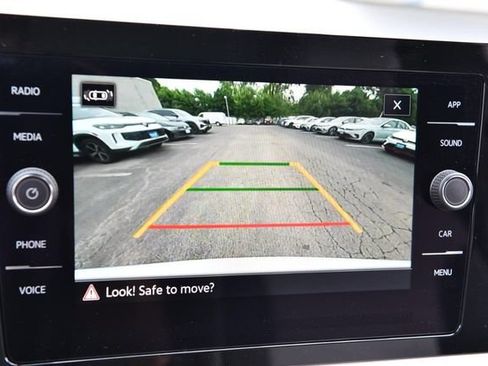 New 2026 Volkswagen Taos SE AWD/4WD image 12