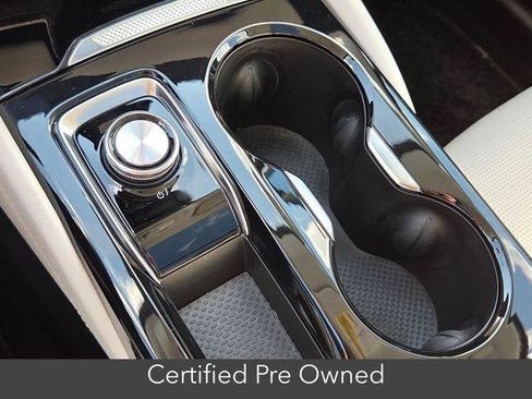 Used 2024 Buick Envision Avenir AWD/4WD image 28