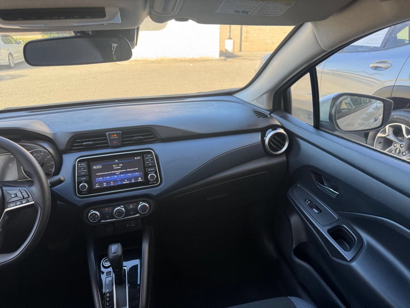 Used 2025 Nissan Versa SV FWD image 33