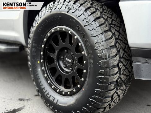 Used 2020 Ford F150 Lariat image 18