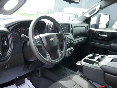 Used 2022 Chevrolet Silverado 2500 Custom w/ Custom Convenience Package AWD/4WD image 14