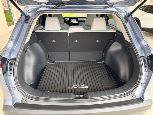 Used 2022 Toyota Corolla Cross L FWD image 30