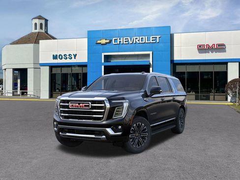 New 2026 GMC Yukon XL Elevation RWD image 8