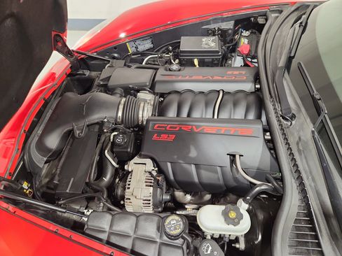 Used 2010 Chevrolet Corvette Convertible w/ Preferred Equipment Group image 26