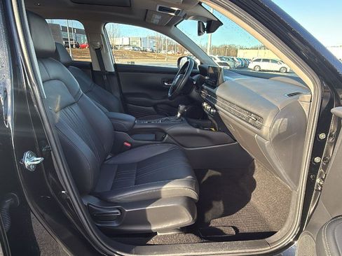 Used 2025 Honda HR-V EX-L image 18