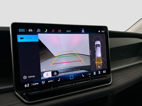 New 2026 Volkswagen Tiguan SE image 13