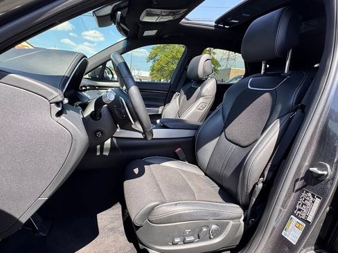 Used 2023 Genesis GV70 2.5T w/ Sport Prestige Package AWD/4WD image 13