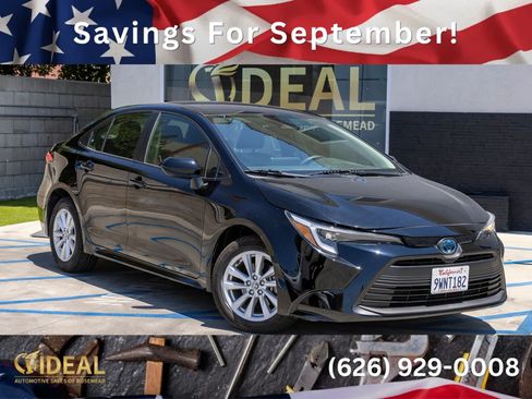 Used 2024 Toyota Corolla LE w/ LE Convenience Package FWD image 2