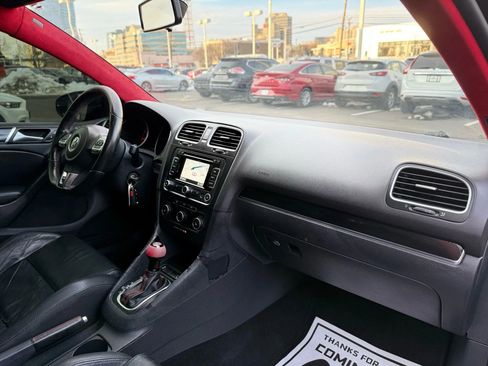 Used 2014 Volkswagen GTI Driver's Edition image 35