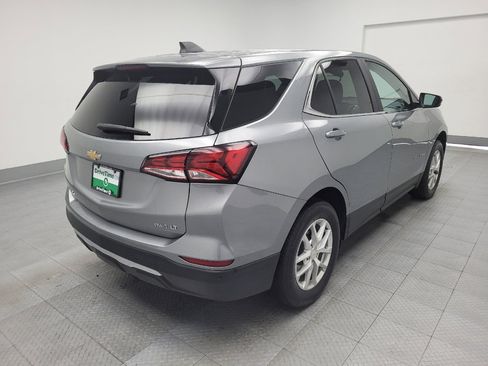 Used 2023 Chevrolet Equinox LT w/ Driver Convenience Package image 9