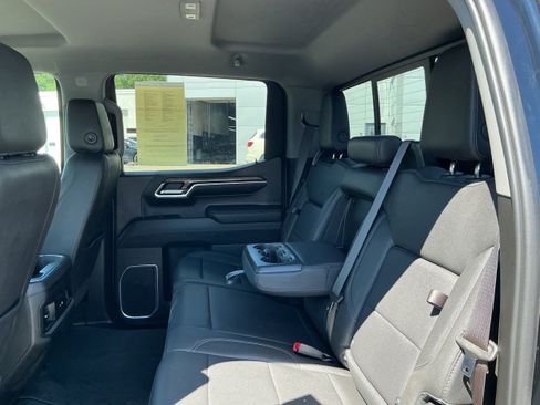 Certified 2023 Chevrolet Silverado 1500 RST AWD/4WD image 10