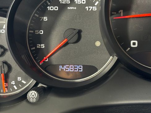 Used 2013 Porsche Cayenne Diesel image 46