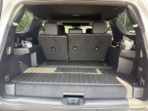 New 2026 Toyota 4Runner Limited AWD/4WD image 18