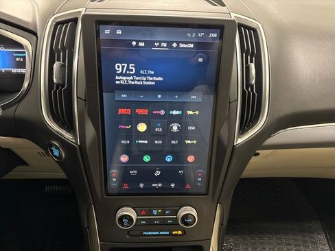 Used 2021 Ford Edge Titanium w/ Class II Trailer Tow Package image 37