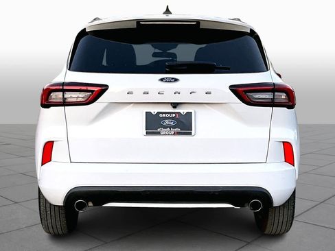 Certified 2023 Ford Escape ST-Line image 4