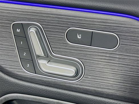 New 2026 Mercedes-Benz GLB 250 4MATIC image 24