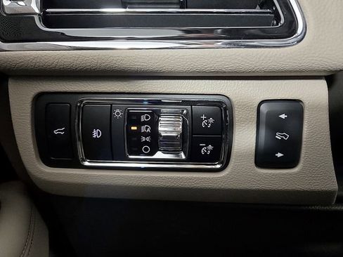 Certified 2024 Lincoln Navigator L Reserve image 25