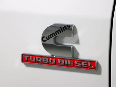 Used 2020 RAM 2500 Laramie image 30